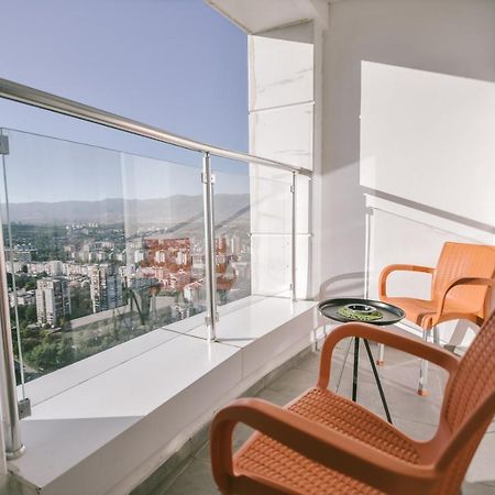 Sky Deluxe 2 Fitness & Spa Skopje Ngoại thất bức ảnh