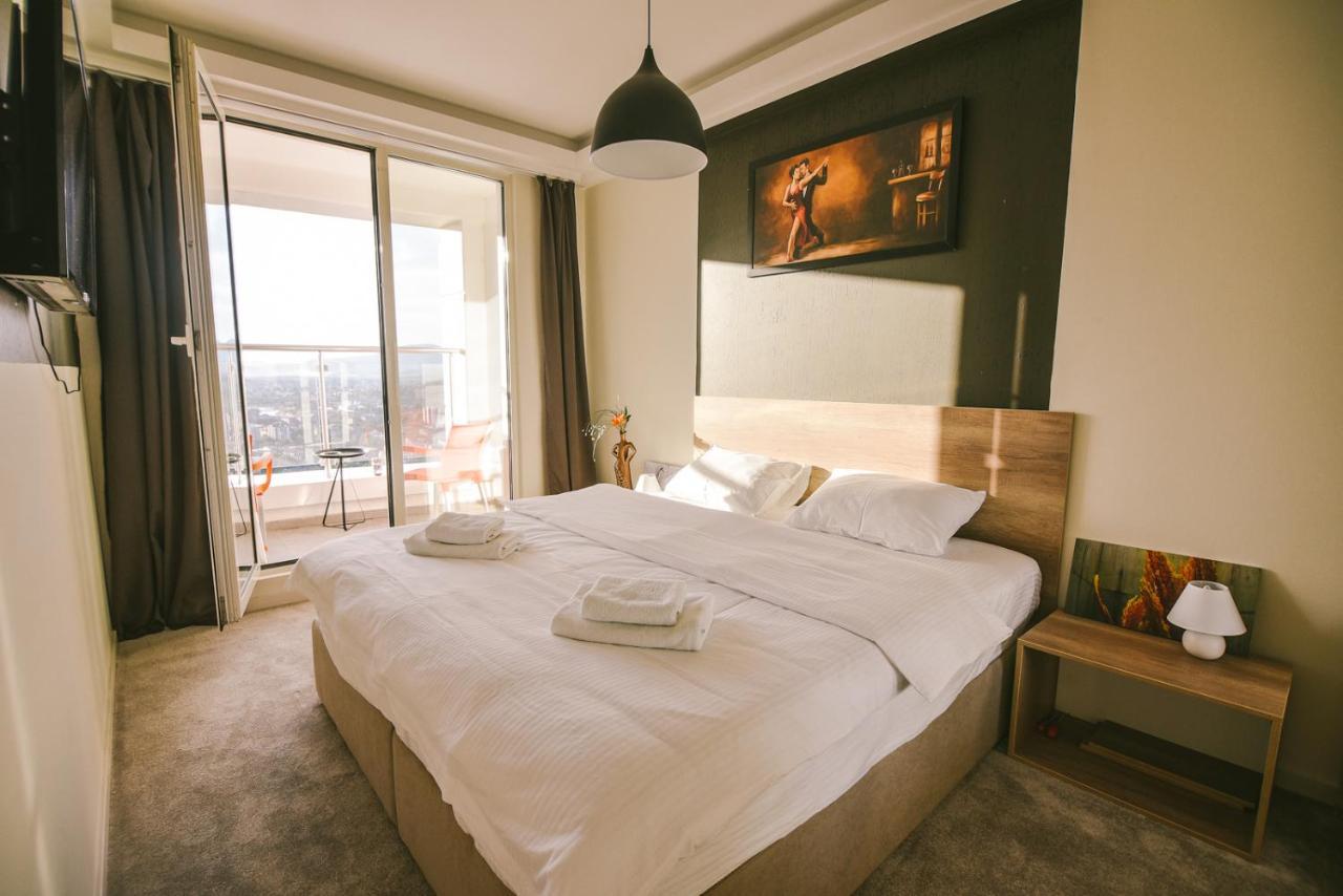 Sky Deluxe 2 Fitness & Spa Skopje Ngoại thất bức ảnh