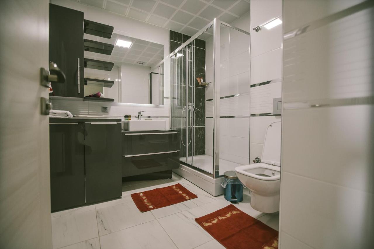 Sky Deluxe 2 Fitness & Spa Skopje Ngoại thất bức ảnh